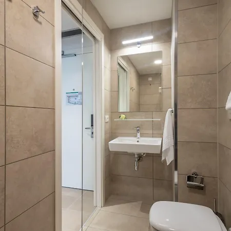 Florentia Living Hostel *